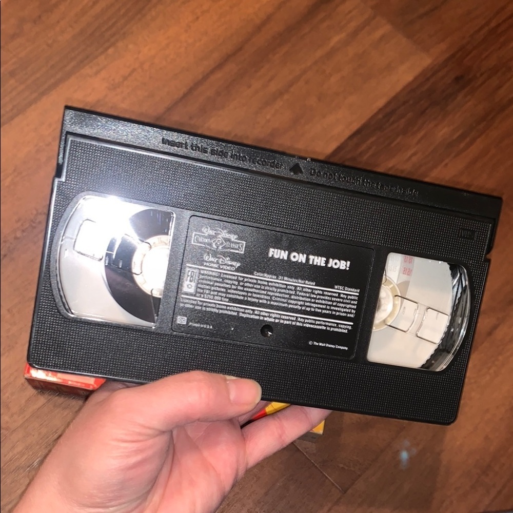 Walt Disney Cartoon Classics Special Edition VHS Fun On The Job - Picture 5 of 5